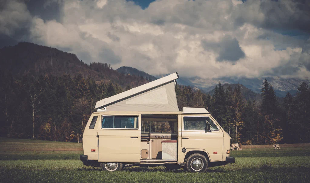 Power Your RV Adventures with a 200W 12V Monocrystalline Solar Panel